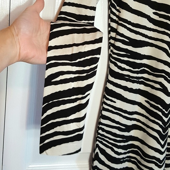 Nadia Tar Animal Print Bodycon Long Sleeve Dress - Picture 4 of 8